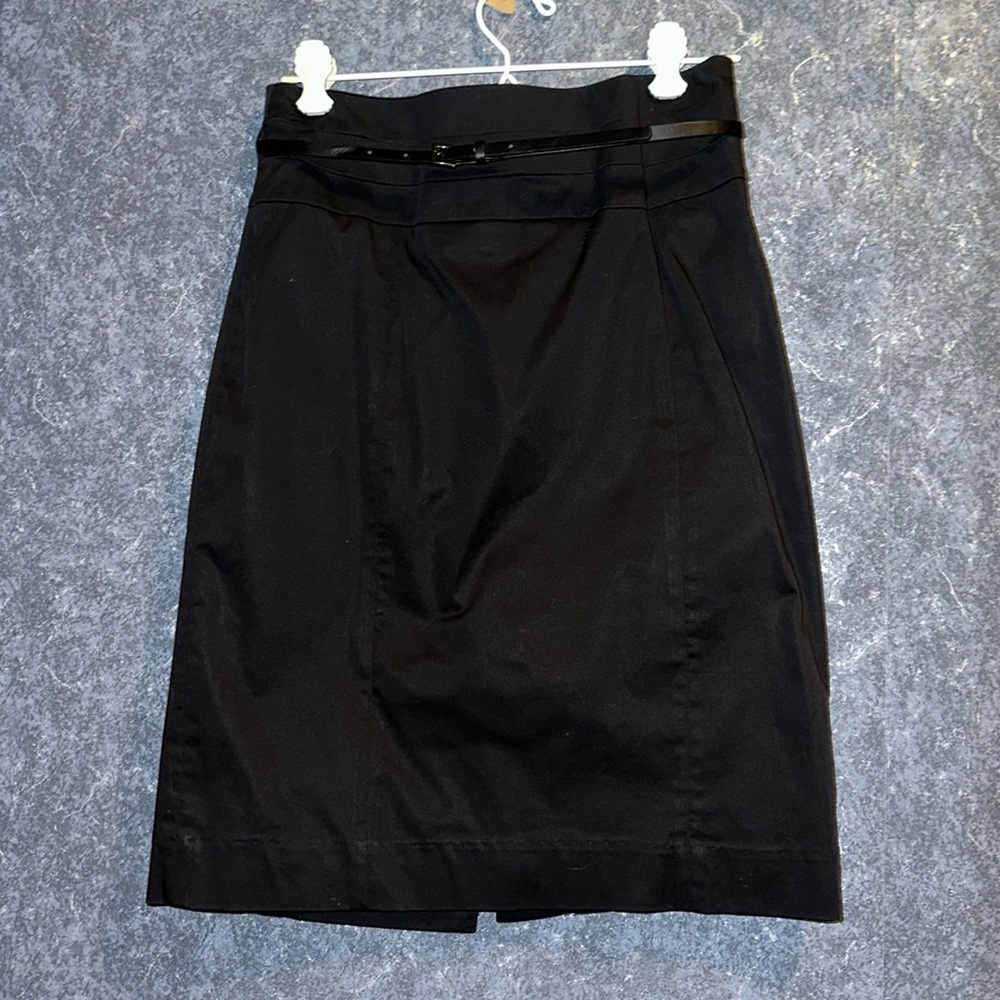Black belted pencil skirt